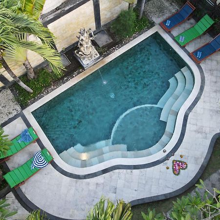 Bungalow Geringsing Candidasa Esterno foto