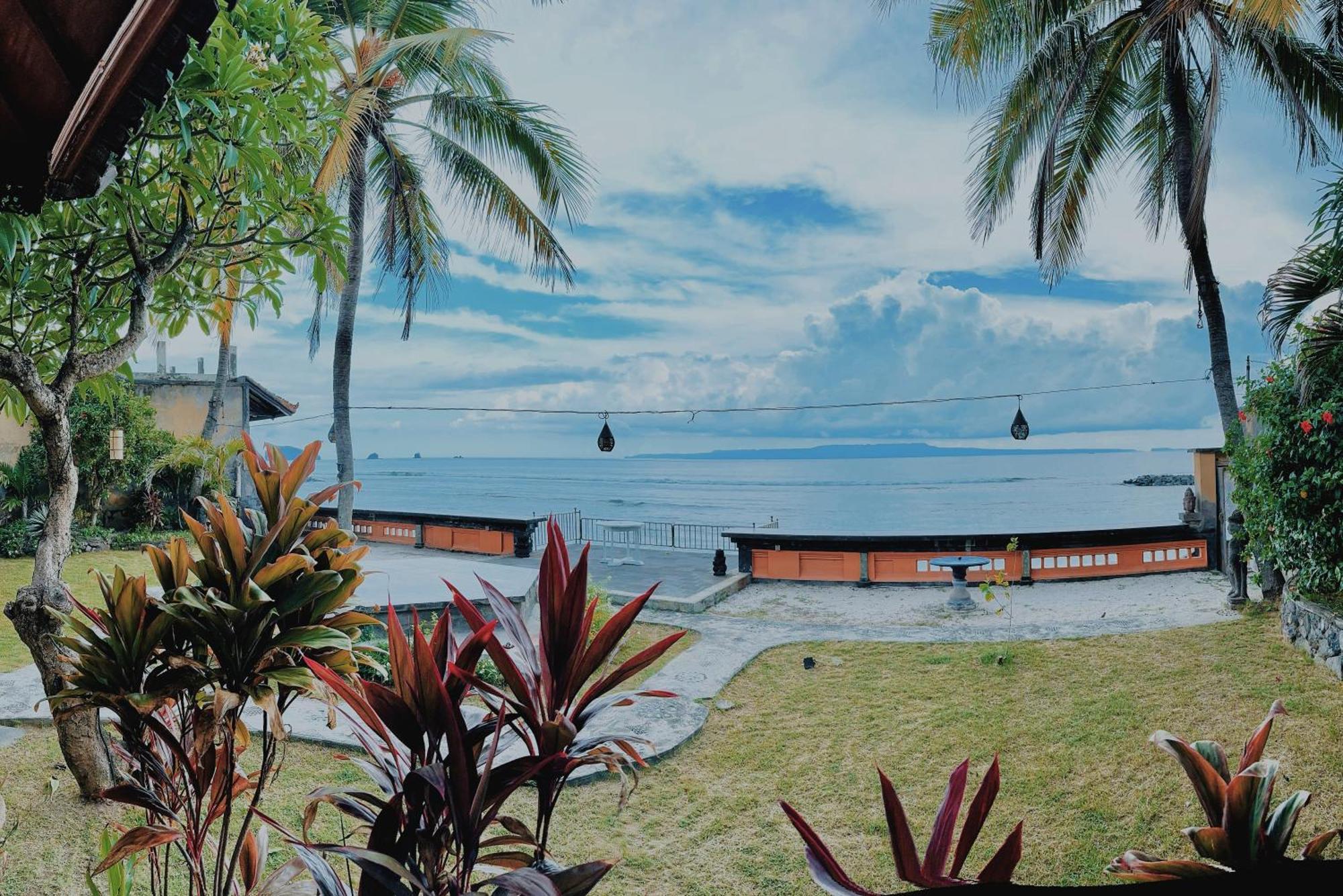 Bungalow Geringsing Candidasa Esterno foto