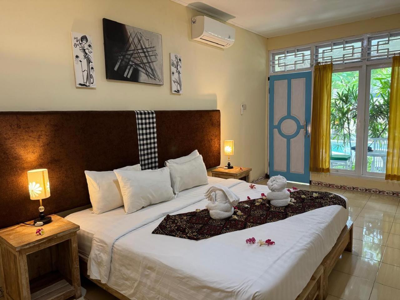 Bungalow Geringsing Candidasa Esterno foto
