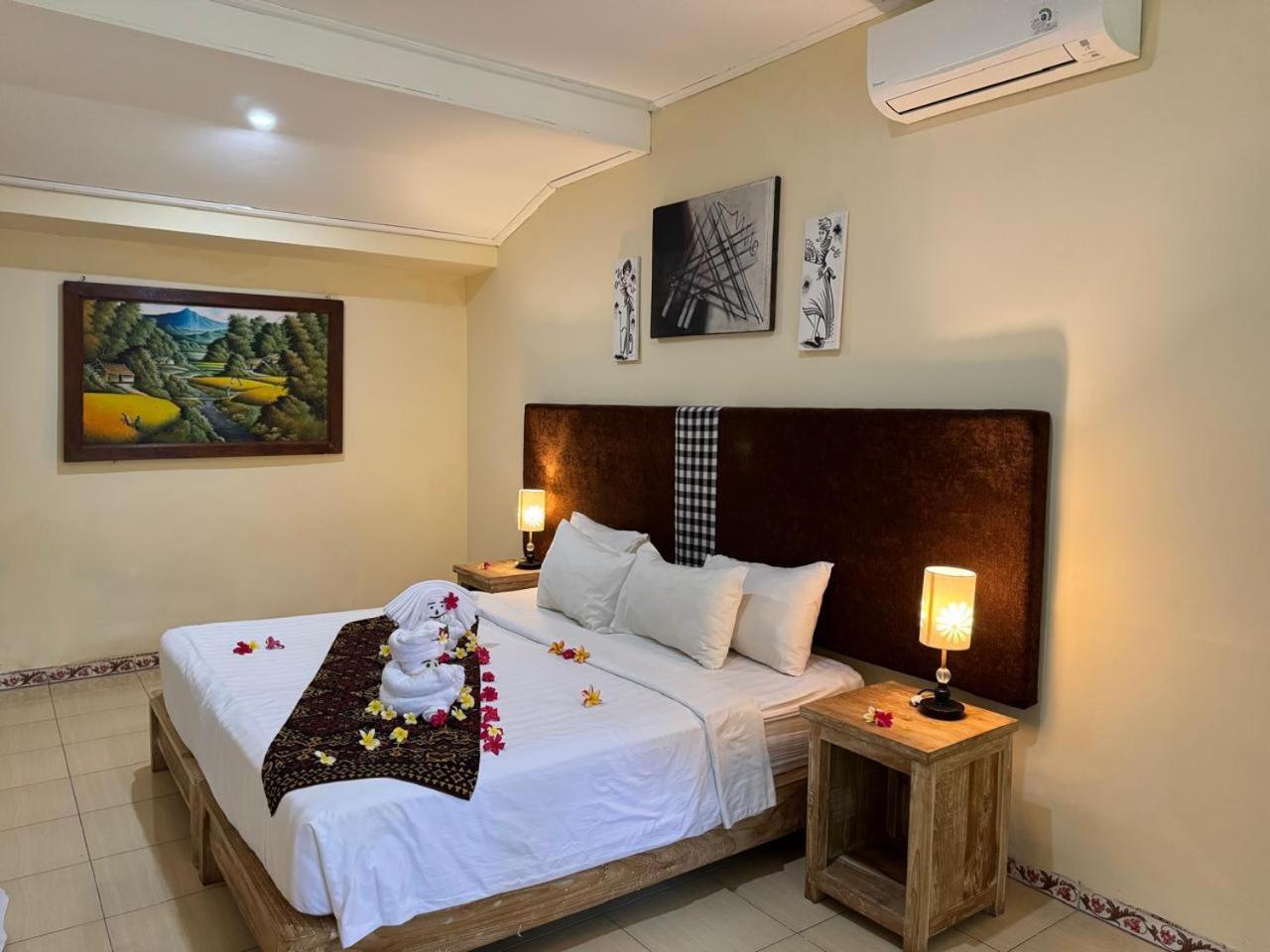 Bungalow Geringsing Candidasa Esterno foto