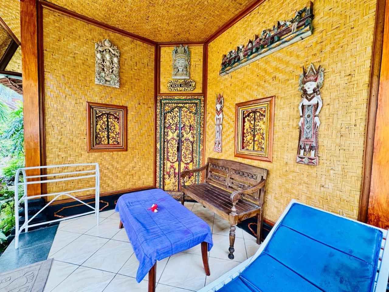 Bungalow Geringsing Candidasa Esterno foto