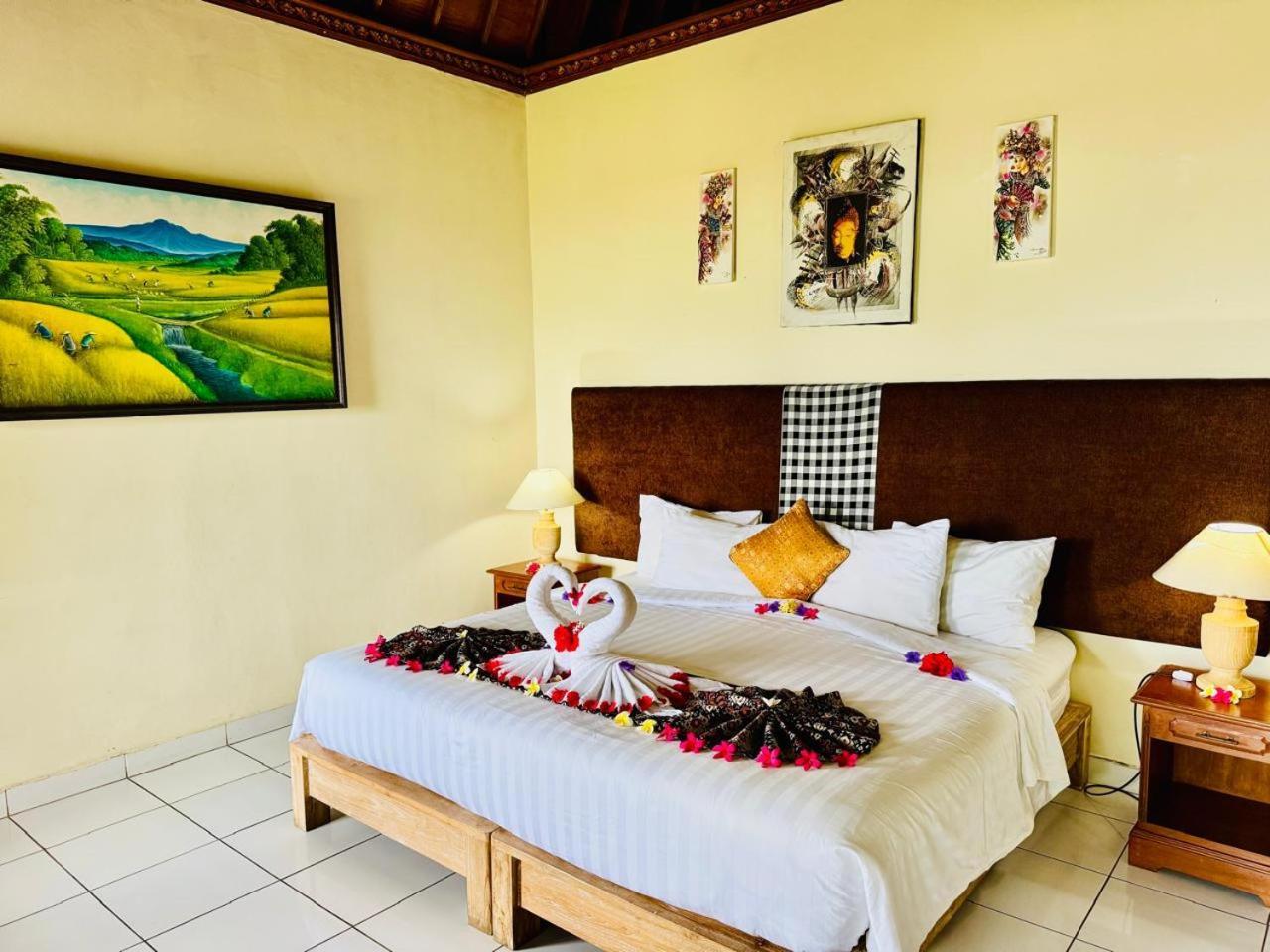 Bungalow Geringsing Candidasa Esterno foto